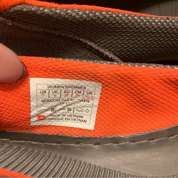 The North Face Gray Basecamp Lite Skimmer II Flats - Picture 10 of 11